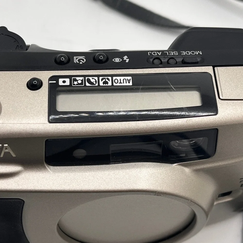 Minolta Supreme Freedom Zoom EX DATE 35mm Film Camera w/ Instructions FOR PARTS